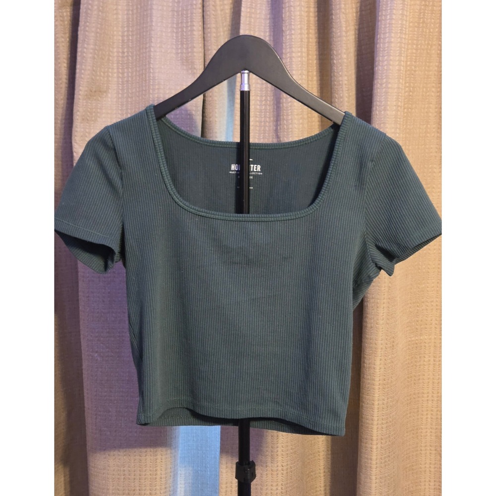 Hollister Ribbed Short‎ Sleeve Crop Top Women's Size Medium Green